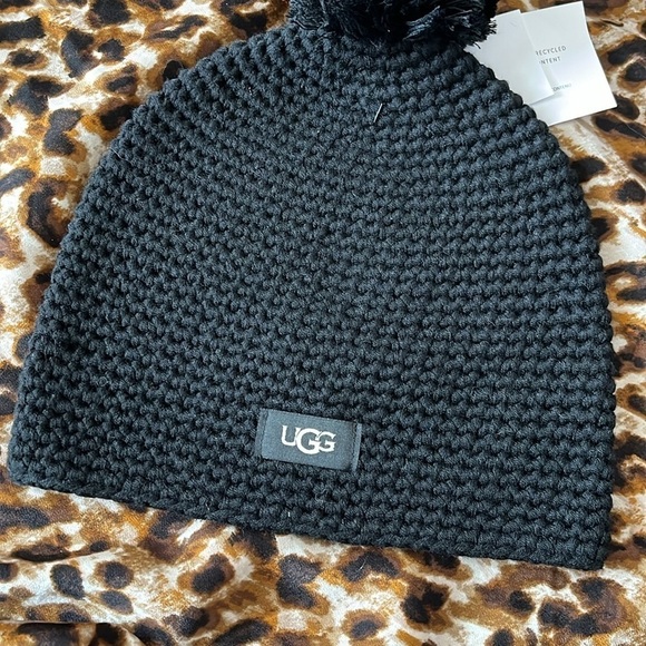 Brand New UGG Black Knit Pom-Pom Beanie Winter Hat Preppy Classic main image 13